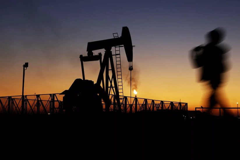 Oil spill at 25 Years of Independence field in Uzbekistan