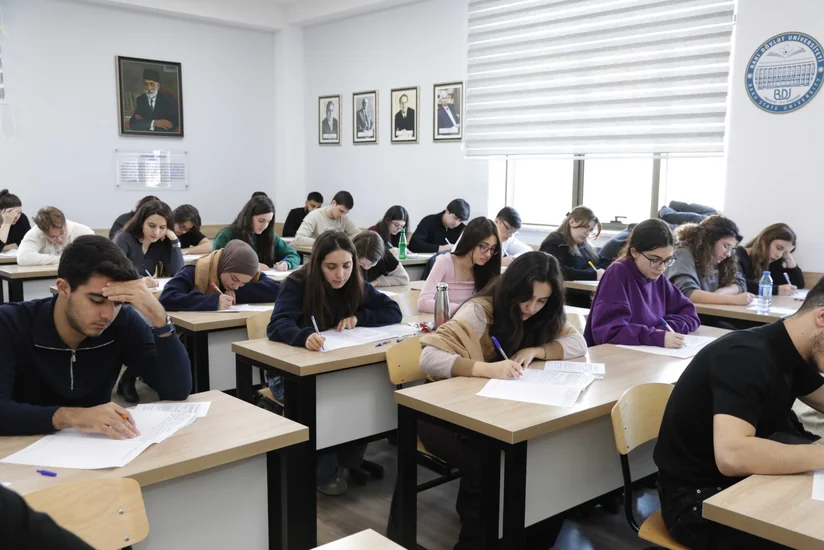 Tələbələrin yerdəyişməsi üzrə sənəd qəbulu başlayıb