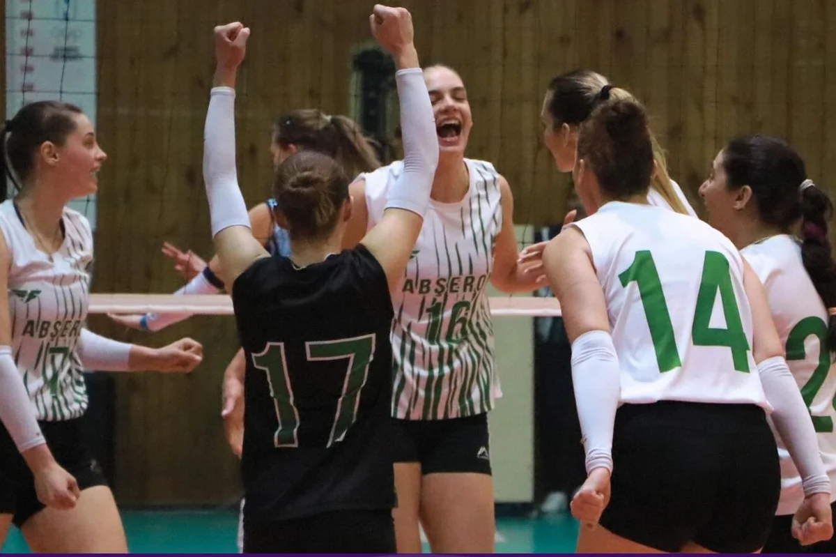Qadın voleybolçular arasında Azərbaycan Yüksək Liqasında təxirə salınan bir oyun keçirilib