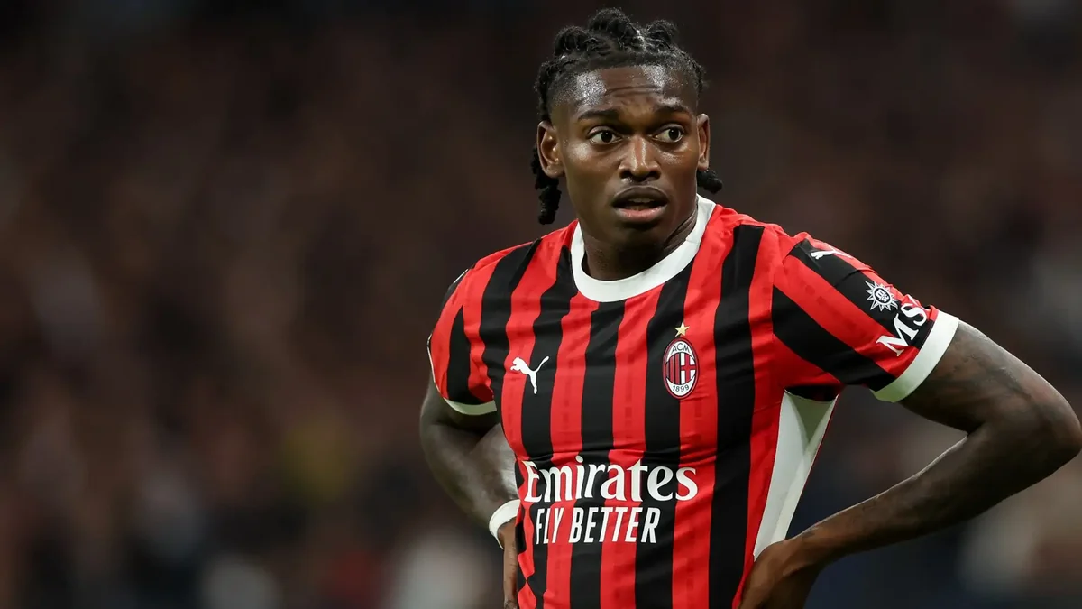 Milan Rafael Leaunun maaşını artıraraq komandada saxlamaq niyyətindədir