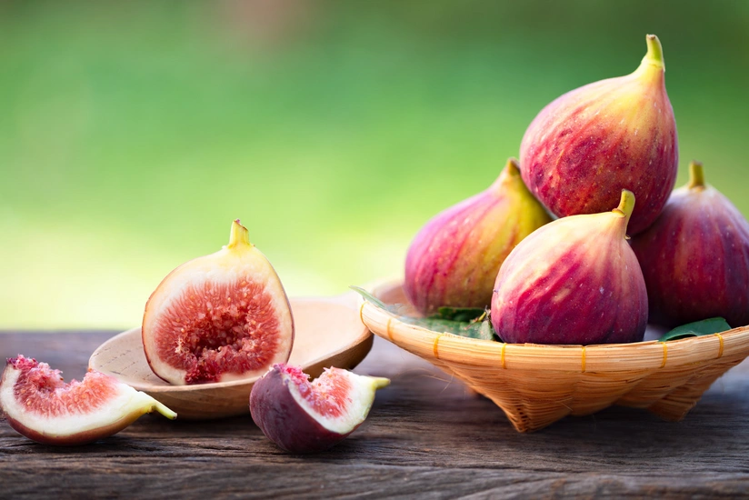 Азербайджан начал импортировать инжир из Саудовской Аравии