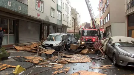 İstanbulda fırtına nəticəsində 45 ağac qopub, 89 dam uçub