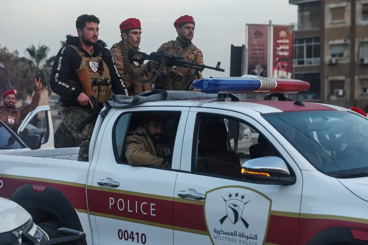 Hələbdə yaşayış məntəqələrinin atəşə tutulması nəticəsində 9 nəfər ölüb