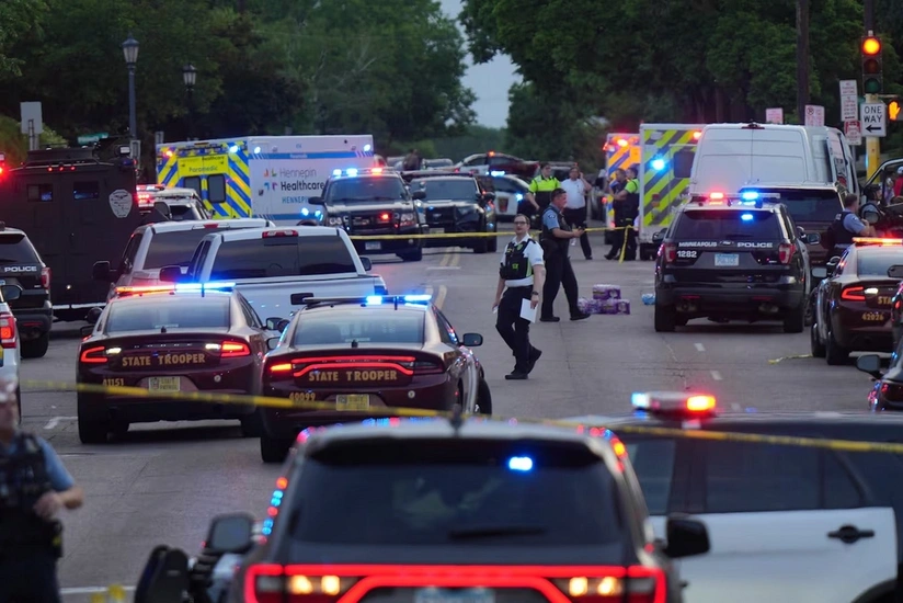 В США из-за открытой пограничниками стрельбы пострадали два человека