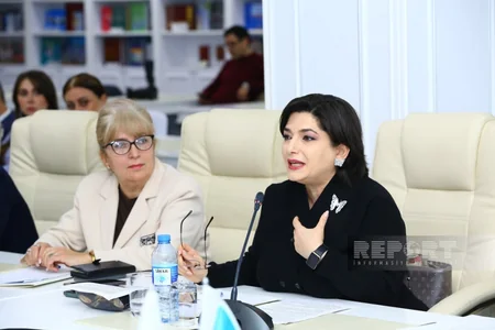 QHT-lər və alimlər Azərbaycan dilinin təmizliyi mövzusunda müzakirə aparıblar