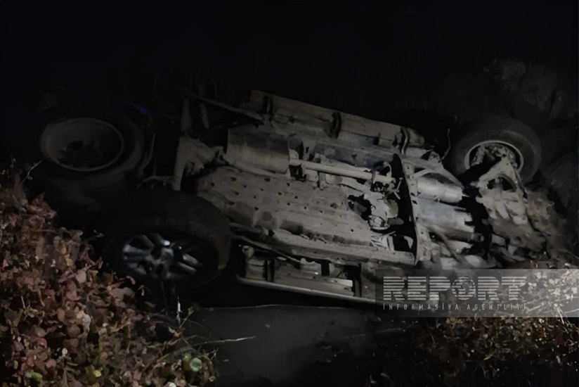 В Нефтчале автомобиль упал в канал, водитель скончался