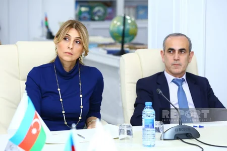 QHT-lər və alimlər Azərbaycan dilinin təmizliyi mövzusunda müzakirə aparıblar