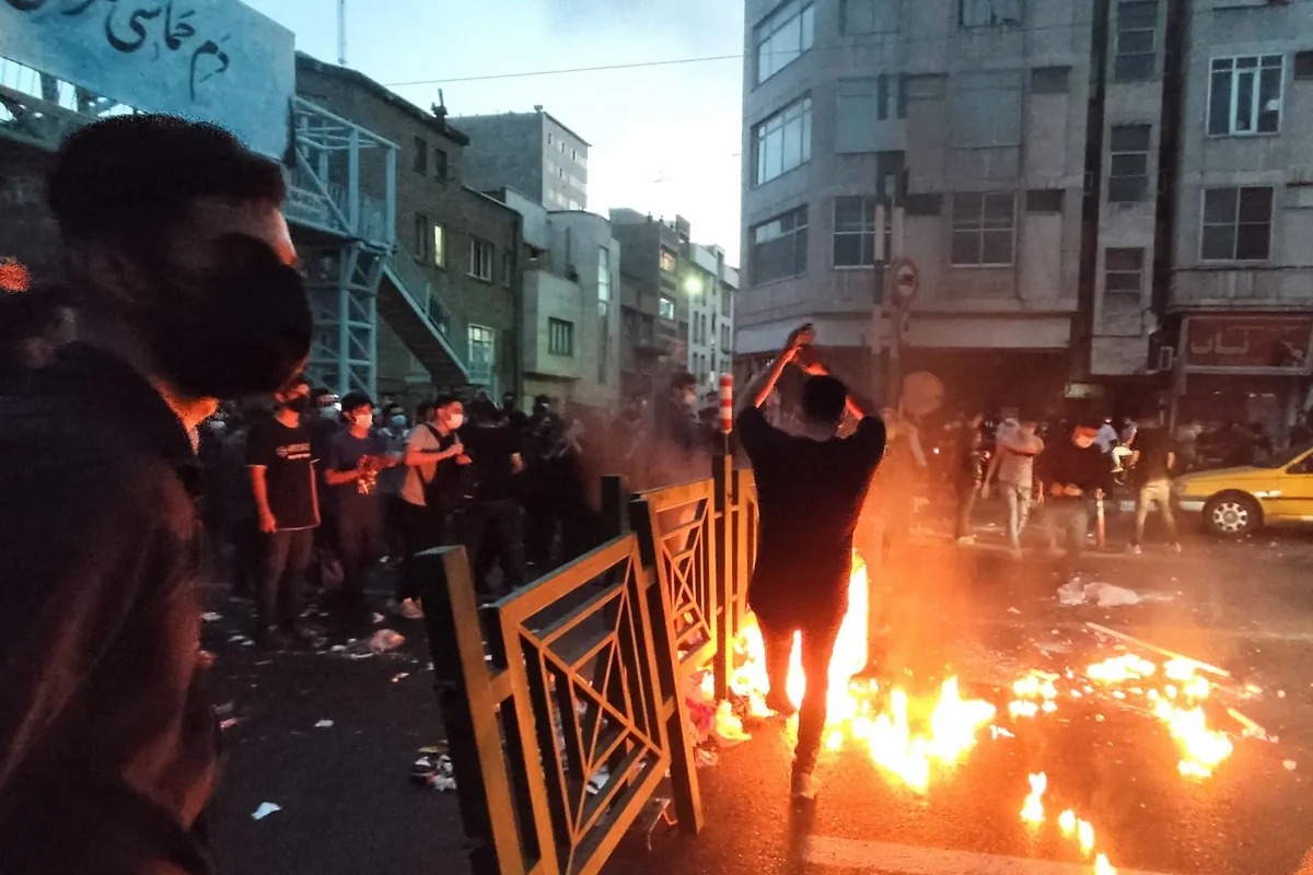 İranda etirazlar zamanı həlak olanların adları dərc edilib