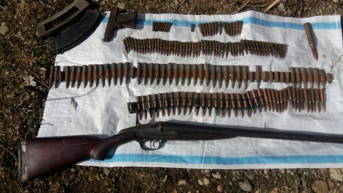 Ötən gün polis əməkdaşları 20 tüfəng, 8 mindən çox patron aşkarlayıb