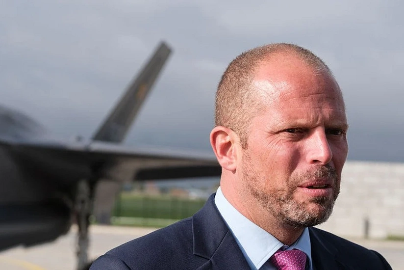 Belçikanın müdafiə naziri vətəndaşları gələcəyin müharibəsinə hazırlaşmağa çağırıb