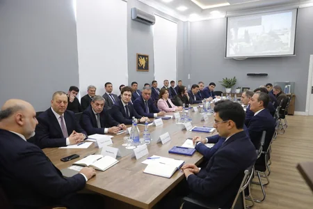 Riad Qasımov: Paytaxtın memarlıq mühitinin keyfiyyətinin yüksəldilməsi əsas prioritet olaraq qalacaq