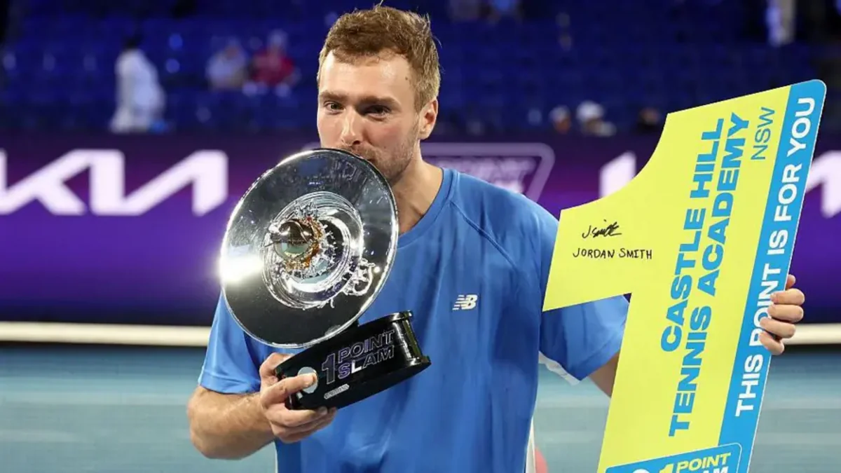 Həvəskar tennisçi dünya ulduzlarını məğlub edərək böyük məbləğdə mükafat qazanıb