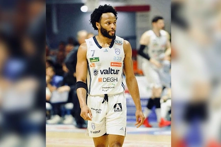 Neftçi amerikalı basketbolçu transfer edib, iki oyunçu ilə yollarını ayırıb