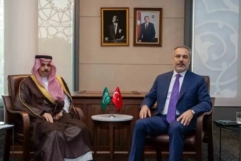 Хакан Фидан обсудил с саудовским коллегой напряженность в регионе