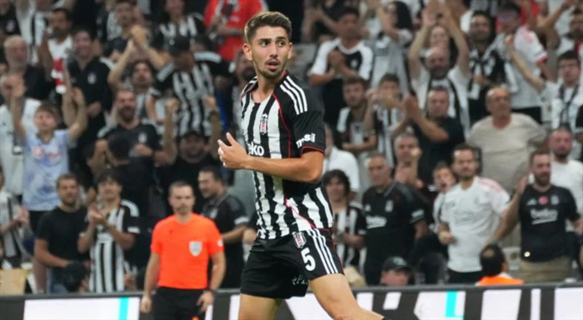 Beşiktaşın türkiyəli futbolçusu Portuqaliya klubuna keçir