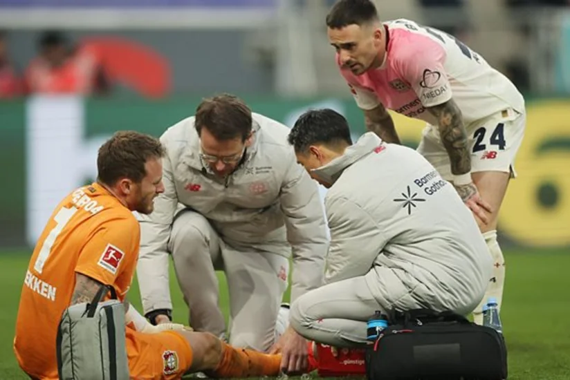 Niderland millisinin üzvü iki ay meydana çıxa bilməyəcək