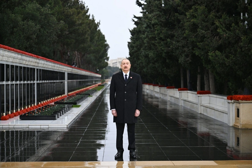 President Ilham Aliyev shares video on his social media accounts regarding his visit to Alley of Martyrs