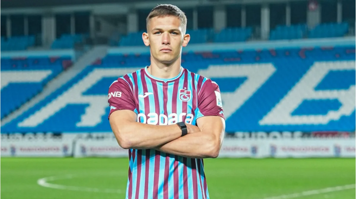 Trabzonsporun futbolçusu Belçika klubuna keçib