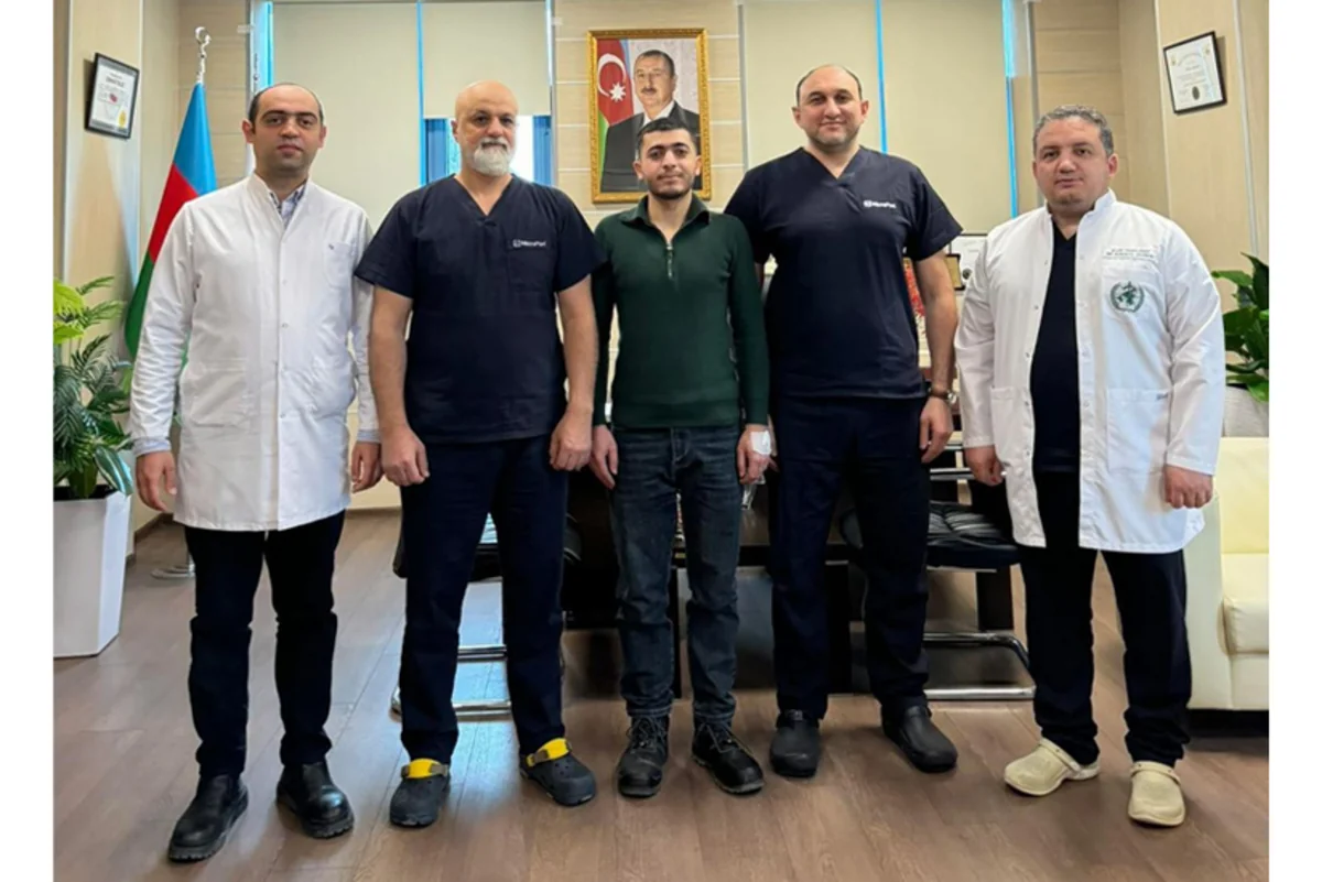 Yeni Klinikada üzərində ilk robotik cərrahi əməliyyat keçirilən pasiyent evə buraxılıb