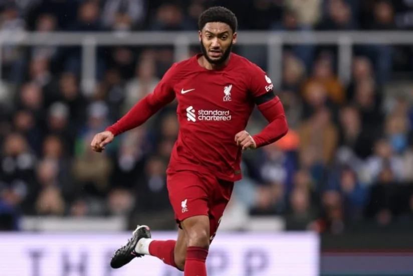 Liverpulun müdafiəçisi karyerasını İtaliyada davam etdirə bilər