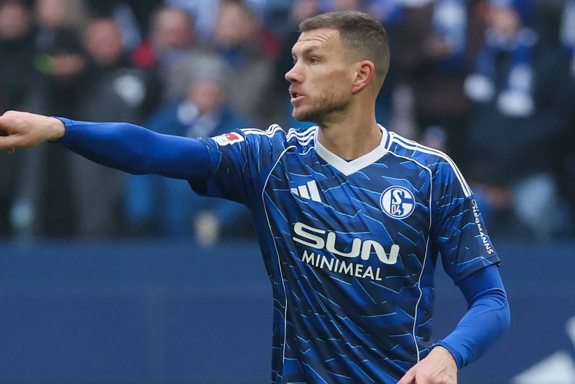 Edin Ceko II Bundesliqa tarixinin ən yaşlı qol müəllifi olub