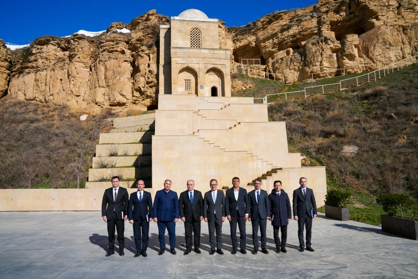 Dövlət Komitəsinin sədri Qobustandakı dini ibadət yerlərinin fəaliyyəti ilə tanış olub