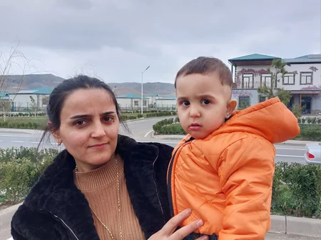 Növbəti köç karvanı Zəngilanın Məmmədbəyli kəndinə çatıb, açarlar təqdim olunub - YENİLƏNİB-2