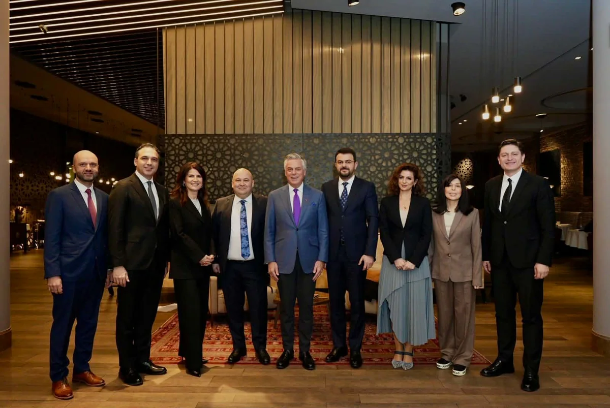 Mastercardın strateji inkişaf üzrə vitse-sədri biznes dairəvi masa təşkil edib