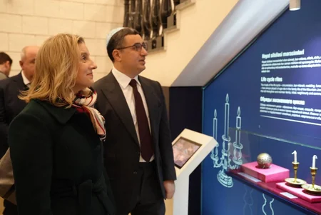 Amy Carlon meets with local Jewish community in Azerbaijan's north