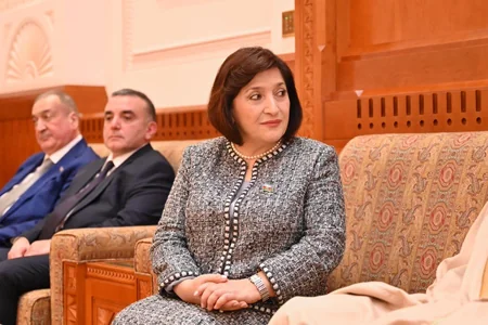 Sahibə Qafarova Oman Sultanlığı Dövlət Şurasının sədri ilə görüşüb