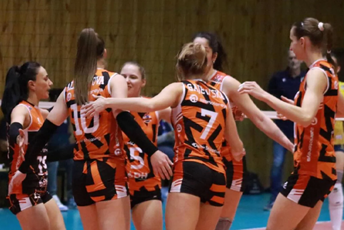 Voleybol üzrə Azərbaycan Yüksək Liqasında XI turun növbəti oyunları keçirilib