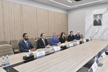 Mastercardın strateji inkişaf üzrə vitse-sədri biznes dairəvi masa təşkil edib