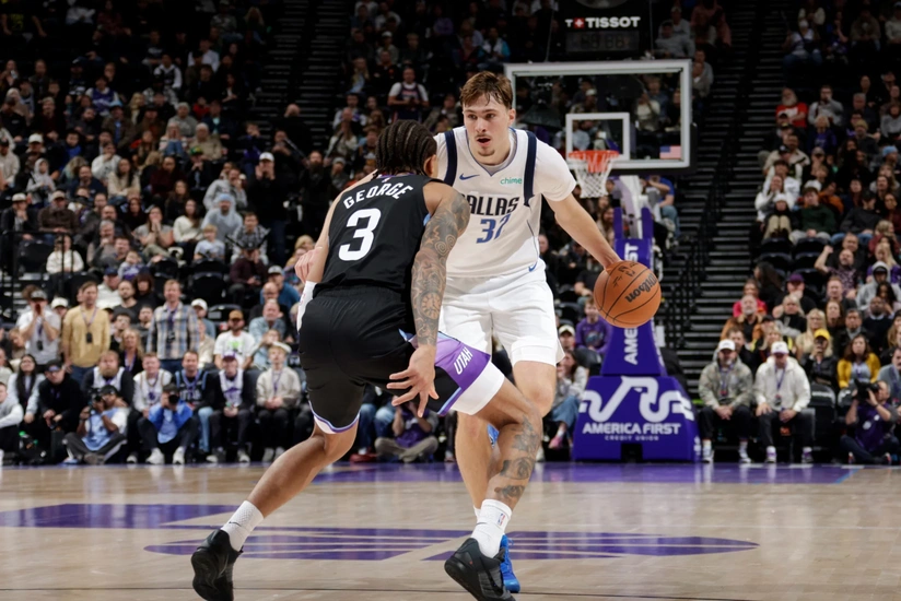 19 yaşlı basketbolçu NBA-da məhsuldarlıq rekordunu yeniləyib