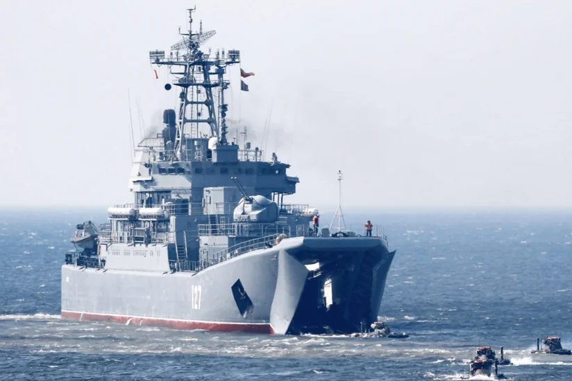 Флот КНР провел боевое патрулирование недалеко от Филиппин