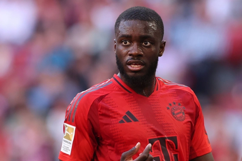 Реал и Барселона интересуются защитником Баварии