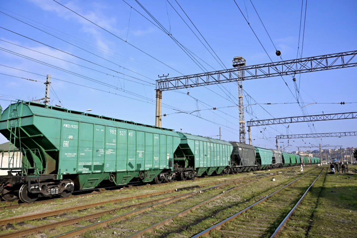 Train carrying Russian grain departs for Armenia from Bilajari station