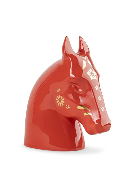 Lladro At obrazına həsr olunmuş yeni çini seriyasını təqdim edir