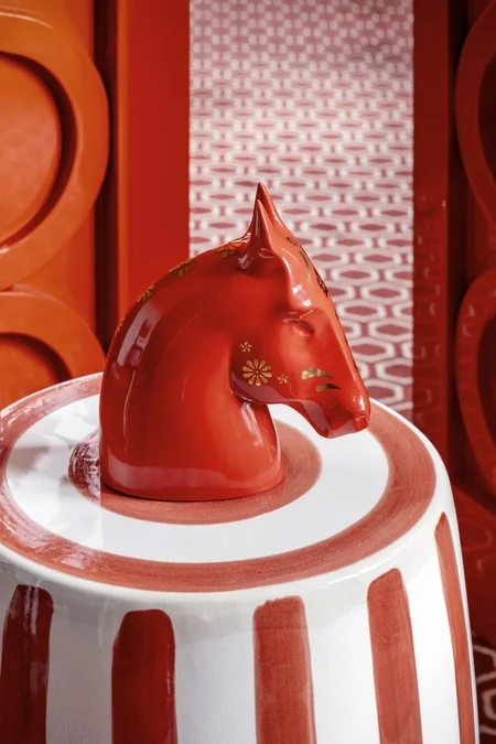 Lladro At obrazına həsr olunmuş yeni çini seriyasını təqdim edir
