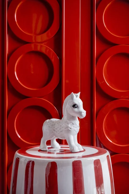 Lladro At obrazına həsr olunmuş yeni çini seriyasını təqdim edir