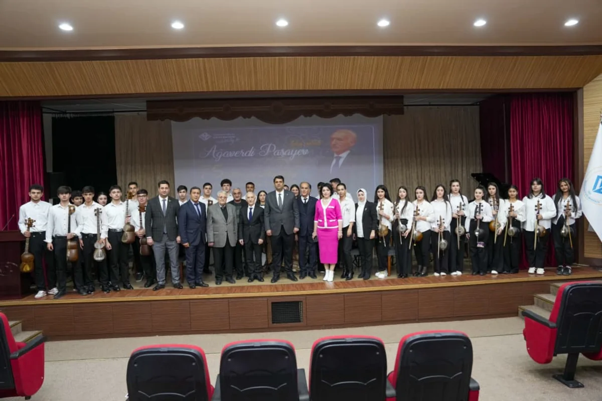 Naxçıvan Dövlət Universitetində Xalq artisti, dirijor Ağaverdi Paşayevin 75 illik yubileyi qeyd olunub
