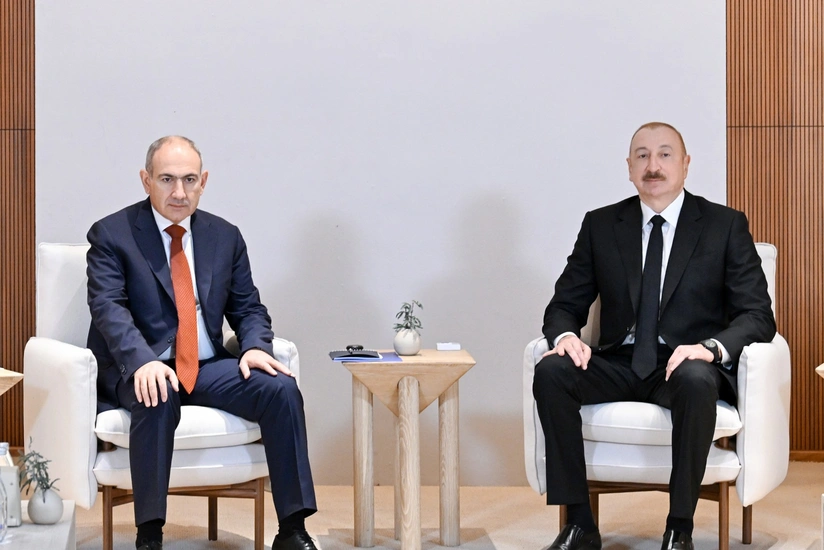 President of Azerbaijan Ilham Aliyev holds expanded meeting with Prime Minister of Armenia in Abu Dhabi - UPDATED