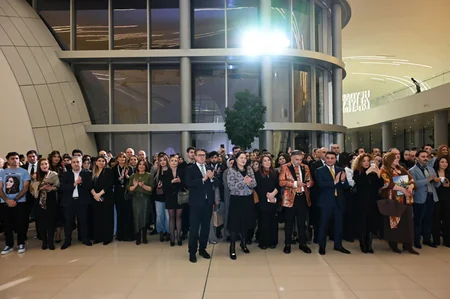 Heydər Əliyev Mərkəzində Vəhşi təbiətin super qəhrəmanları adlı sərgi açılıb
