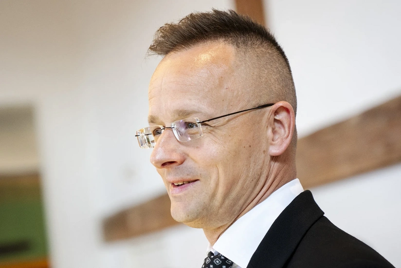 Hungarian FM: If it were up to US alone, there would already be peace in Ukraine