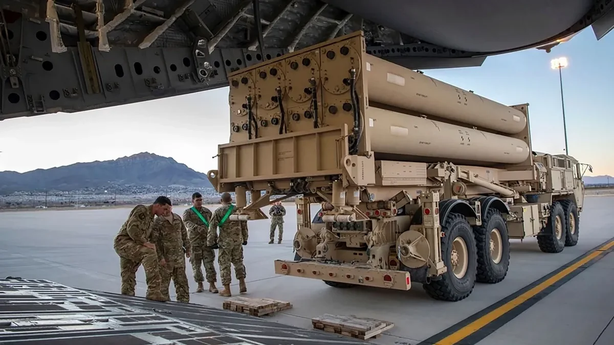 ABŞ Yaxın Şərqə hərbi yüklərin daşınmasını artırır