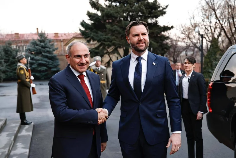 В Ереване стартовали переговоры Вэнса и Пашиняна