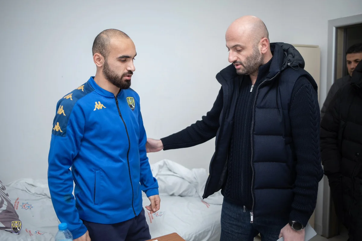 Kəpəzin rəsmiləri, baş məşqçisi və kapitanı Veysəl Rzayevin səhhəti ilə maraqlanıblar
