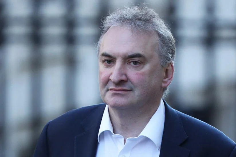 Глава британской госслужбы Уормолд ушел в отставку