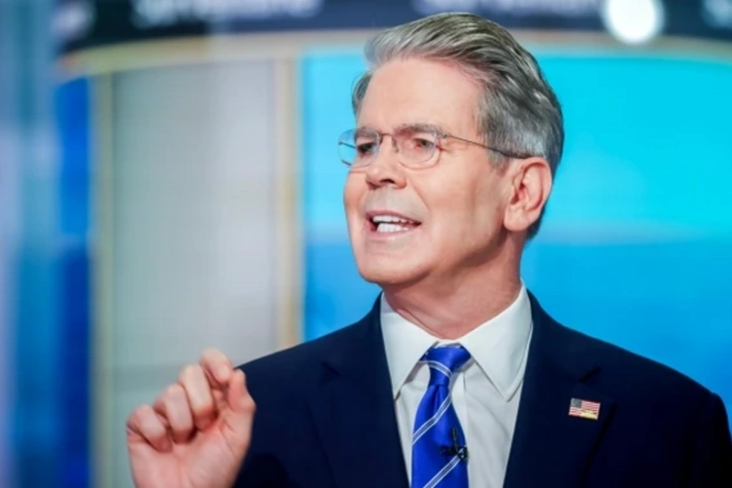 Бессент: США стягивают дополнительные военные силы к Ирану