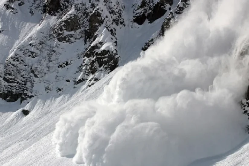 На горнолыжном курорте в Италии погибли в лавине трое спортсменов из Франции