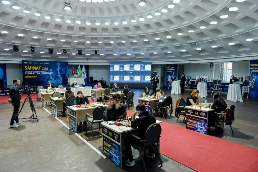 Azərbaycan çempionatında yarımfinalçılar müəyyənləşib, Rauf Məmmədov mübarizəni dayandırıb